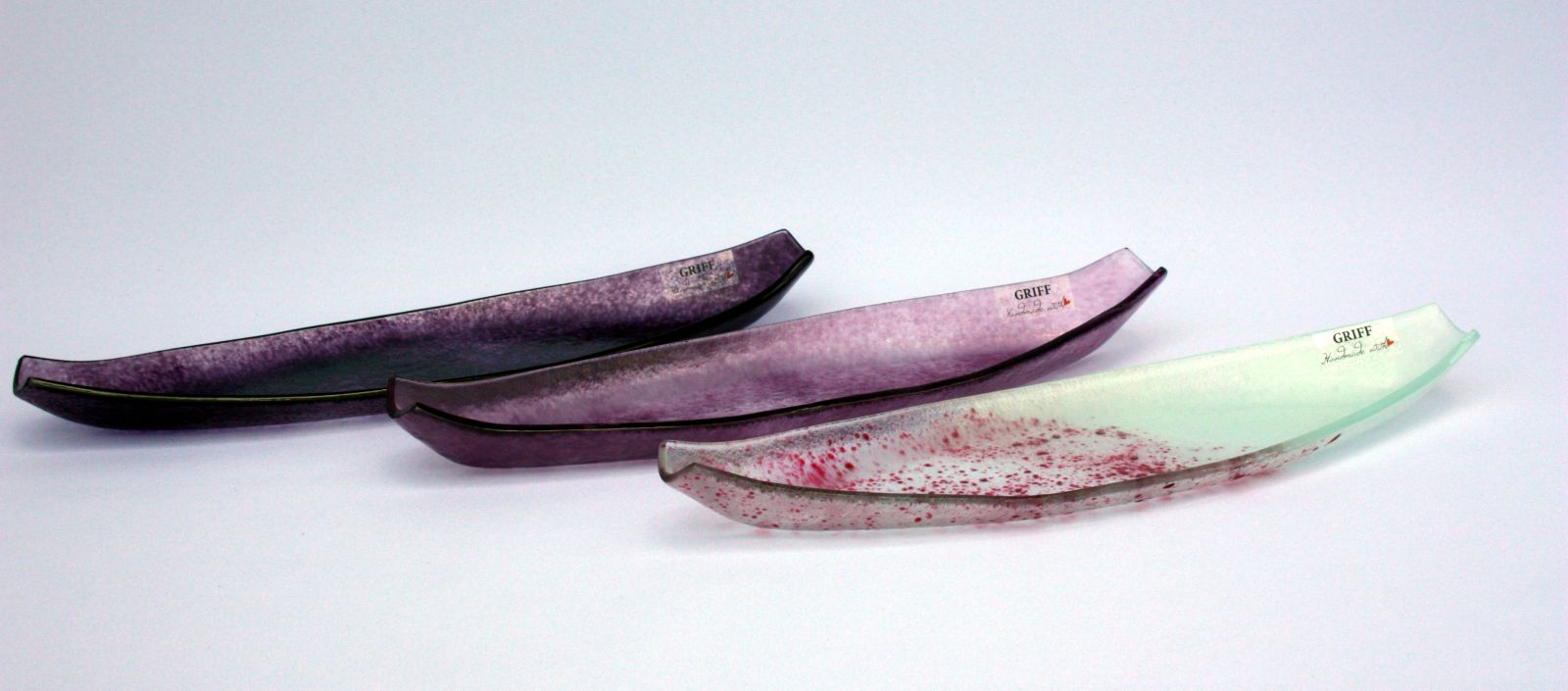 skleněné loďky fialové odstíny 