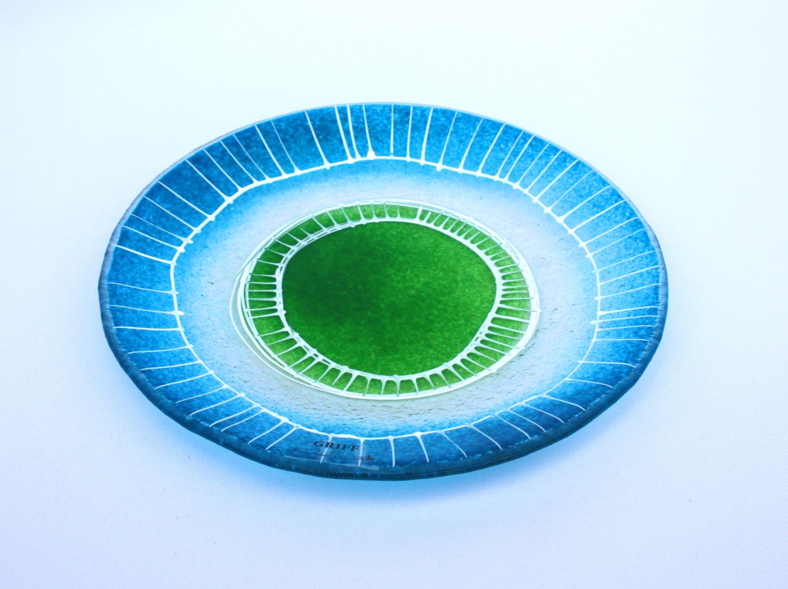 Moderní skleněný talíř aquamarínový